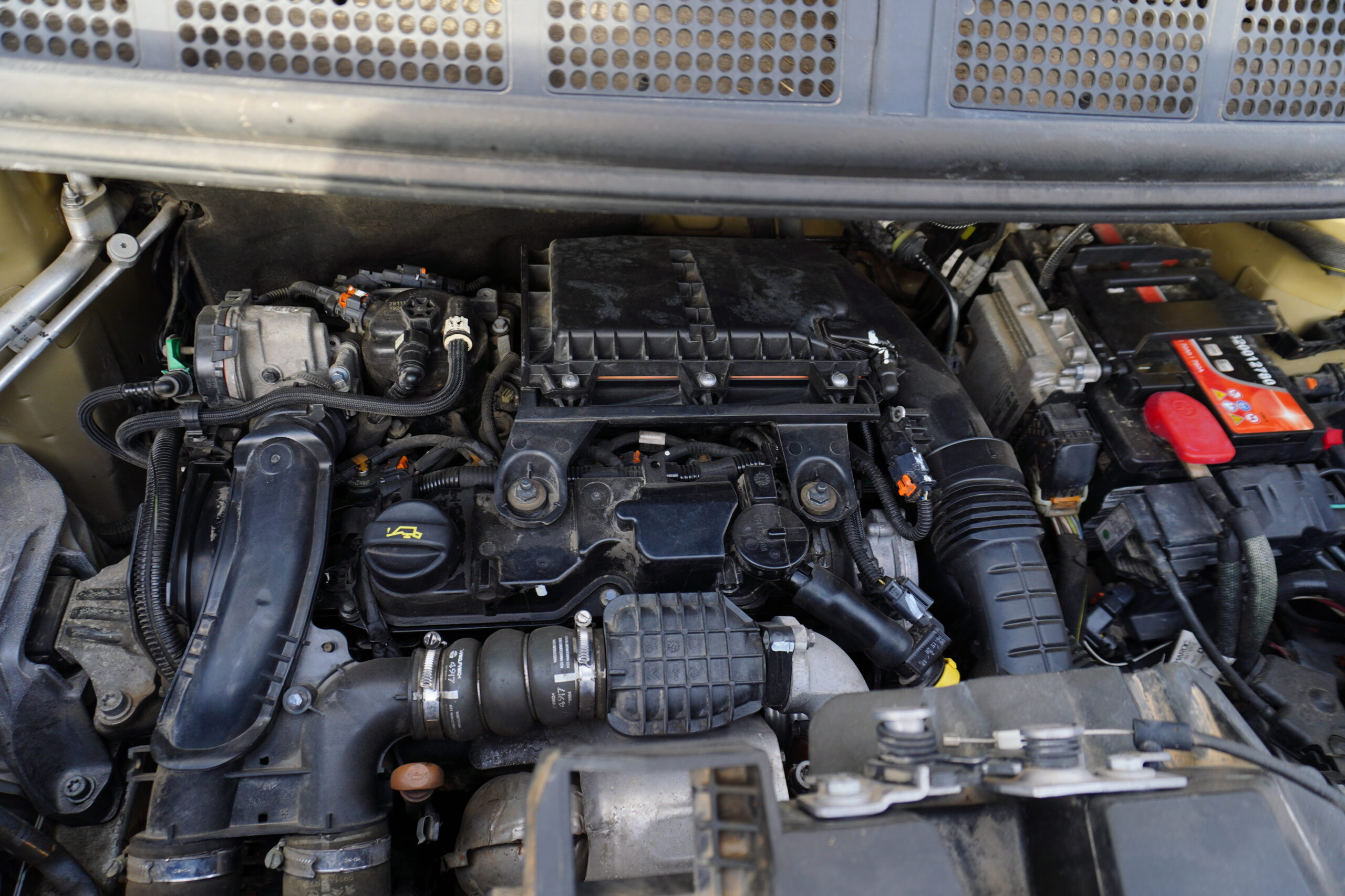 Peugeot Expert 1.6 BlueHDi 115CV Business Long 2018 – Segunda mano en Totana - Imagen 9