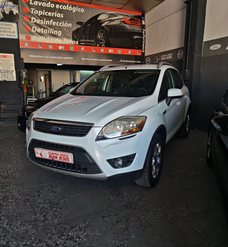 Ford Kuga Trend diésel 2010 blanco de segunda mano en Totana – vista frontal